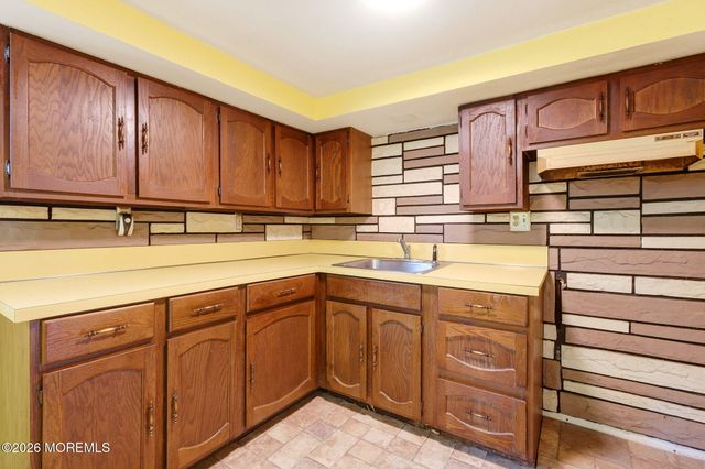 215 Huxley Drive, Brick, NJ 08723