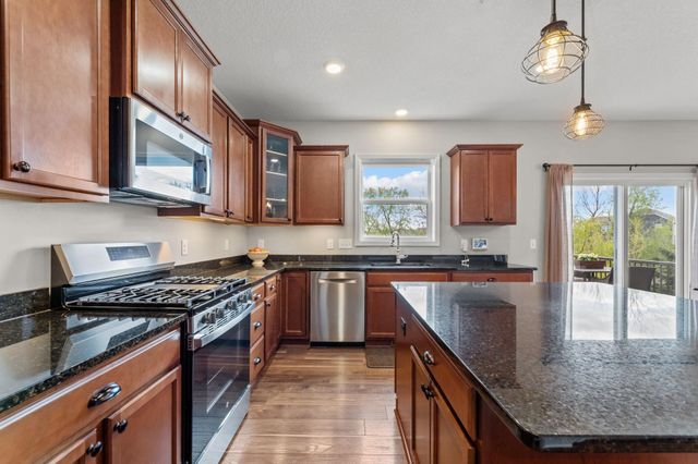 15271 Creekside Lane, Dayton, MN 55369