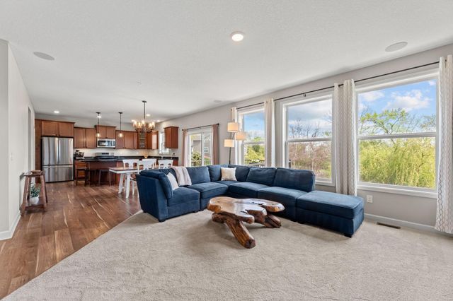 15271 Creekside Lane, Dayton, MN 55369