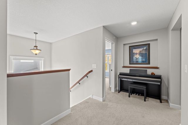 15271 Creekside Lane, Dayton, MN 55369
