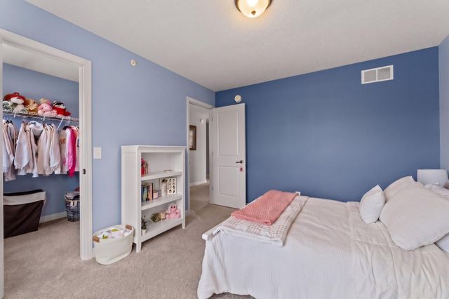 15271 Creekside Lane, Dayton, MN 55369