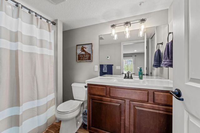 15271 Creekside Lane, Dayton, MN 55369