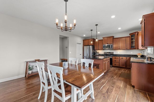 15271 Creekside Lane, Dayton, MN 55369