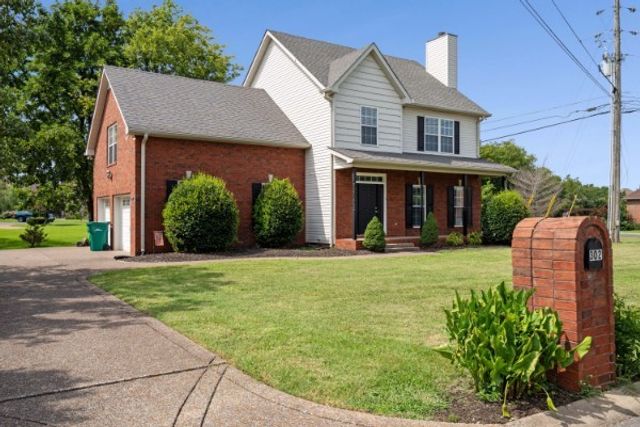 302 Twelve Oaks Ln, Lebanon, TN 37087