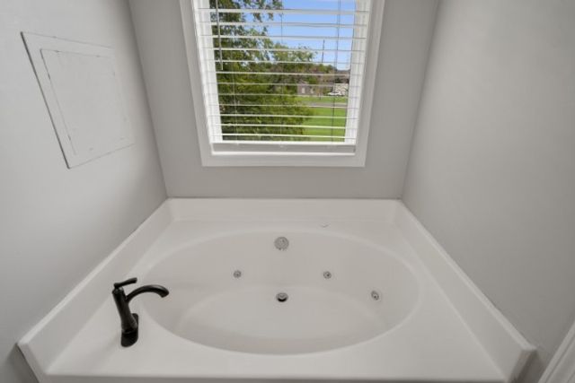 302 Twelve Oaks Ln, Lebanon, TN 37087