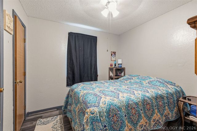 902 S Lincoln Ave Avenue, Wagoner, OK 74467