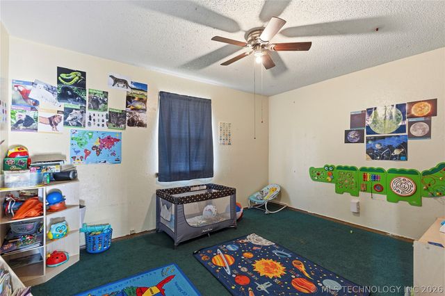 902 S Lincoln Ave Avenue, Wagoner, OK 74467