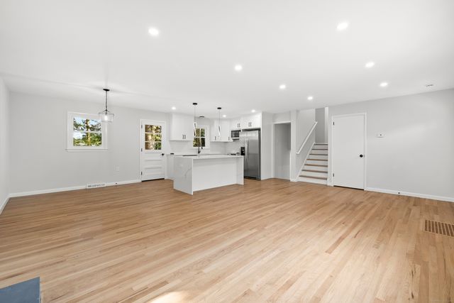 92 Lowery Drive, Southington, CT 06489