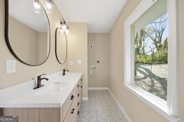 2283 Scotty Circle, Decatur, GA 30032