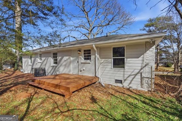 2283 Scotty Circle, Decatur, GA 30032