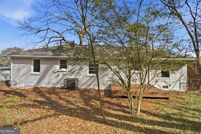 2283 Scotty Circle, Decatur, GA 30032