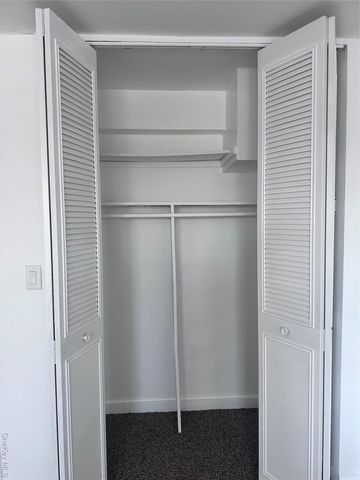 20 Wendell Street 33B, Hempstead, NY 11550