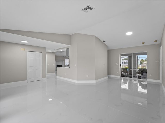 18662 ARAPAHOE CIRCLE, Port Charlotte, FL 33948