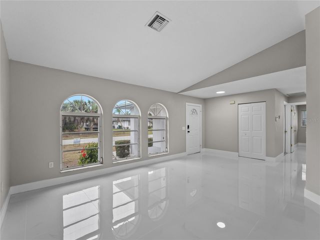 18662 ARAPAHOE CIRCLE, Port Charlotte, FL 33948