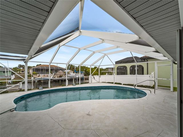 18662 ARAPAHOE CIRCLE, Port Charlotte, FL 33948