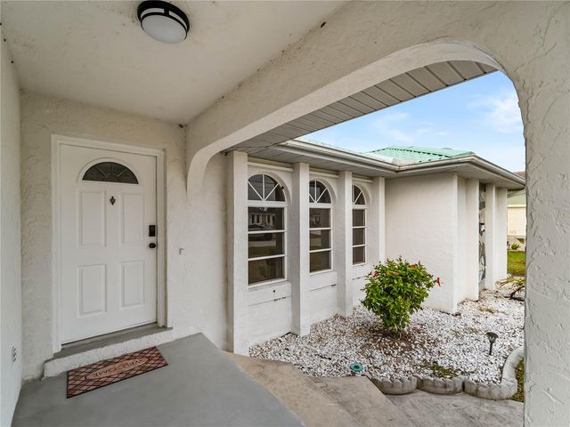 18662 ARAPAHOE CIRCLE, Port Charlotte, FL 33948