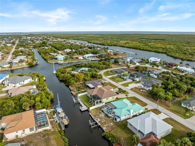 18662 ARAPAHOE CIRCLE, Port Charlotte, FL 33948