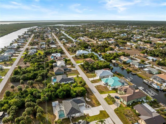 18662 ARAPAHOE CIRCLE, Port Charlotte, FL 33948