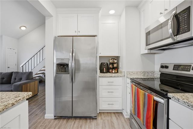 139 Thalia Trace DR, Virginia Beach, VA 23452