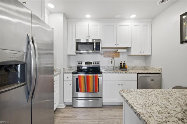 139 Thalia Trace DR, Virginia Beach, VA 23452