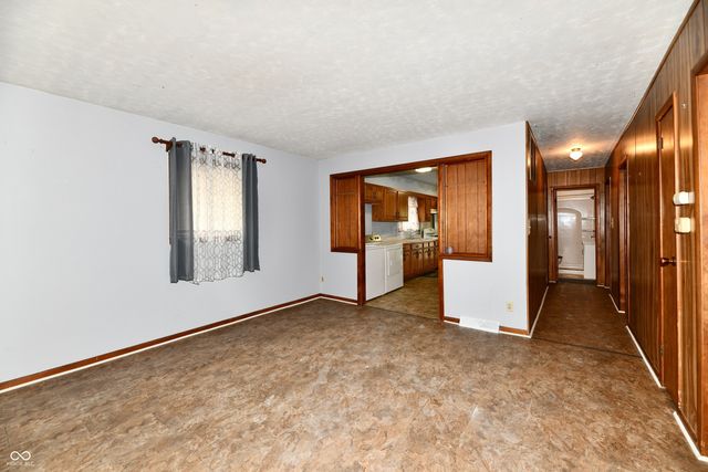 2748 S Lyons Avenue, Indianapolis, IN 46241