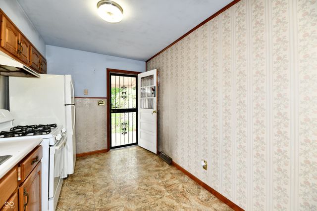 2748 S Lyons Avenue, Indianapolis, IN 46241