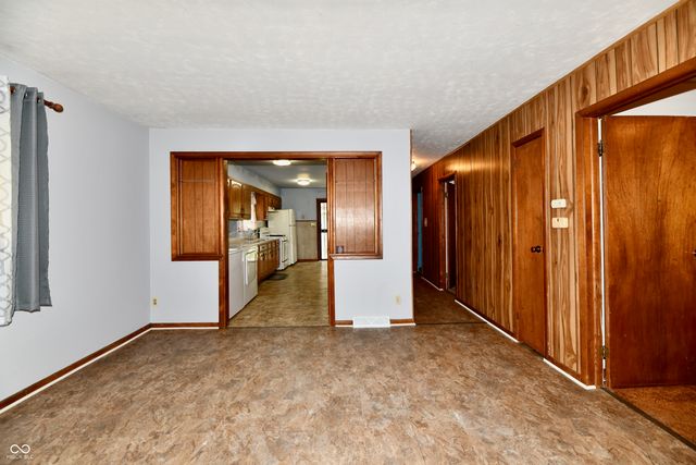 2748 S Lyons Avenue, Indianapolis, IN 46241