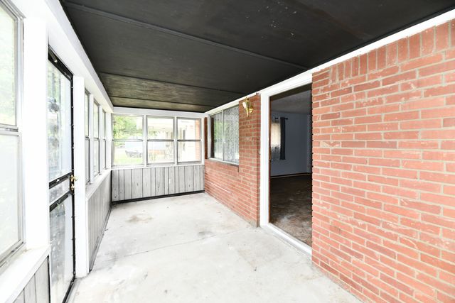 2748 S Lyons Avenue, Indianapolis, IN 46241