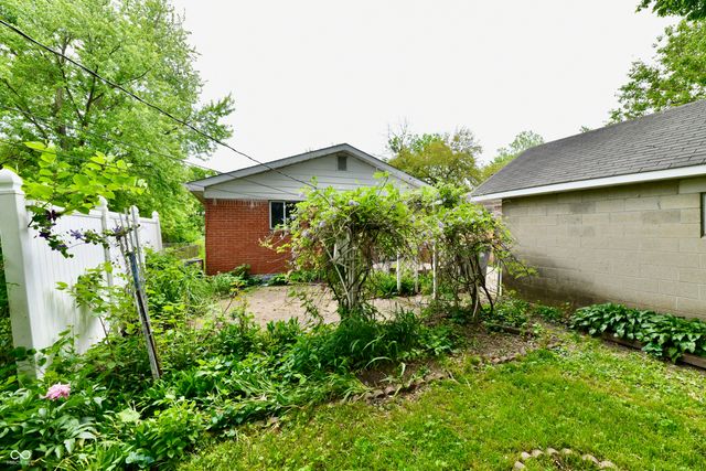 2748 S Lyons Avenue, Indianapolis, IN 46241