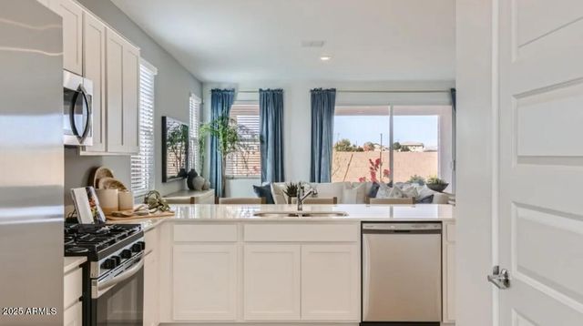 15660 W WILLIAMS Street, Goodyear, AZ 85338