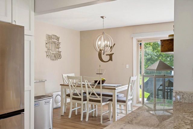 14465 Lindsay DRIVE, Brookfield, WI 53005