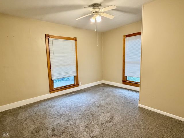 631 N Spring Street, Greenfield, IN 46140