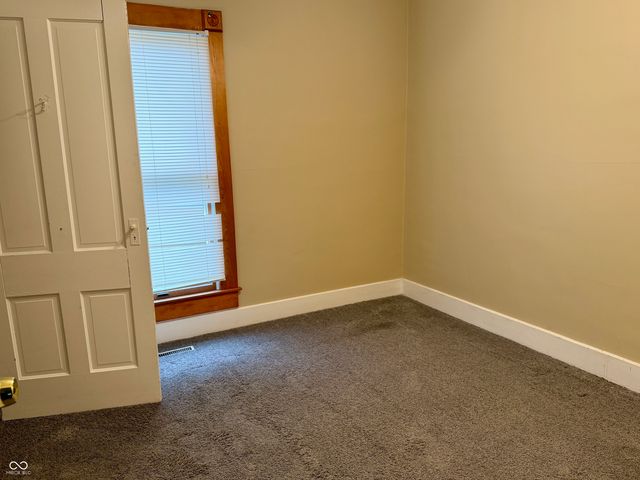 631 N Spring Street, Greenfield, IN 46140