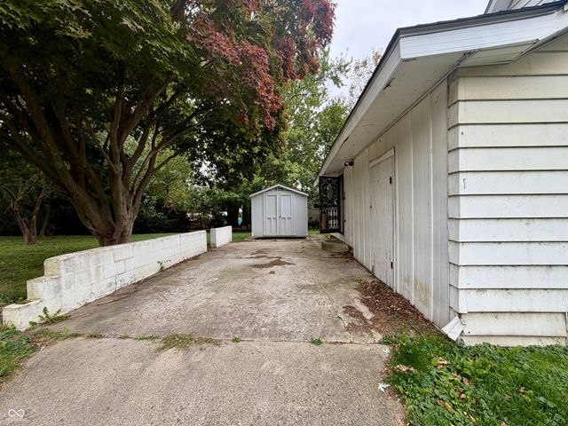 631 N Spring Street, Greenfield, IN 46140