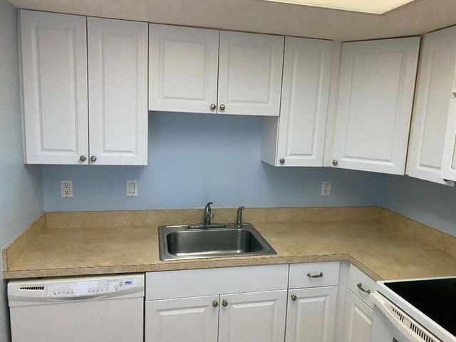 120 Wettaw Lane 112, North Palm Beach, FL 33408