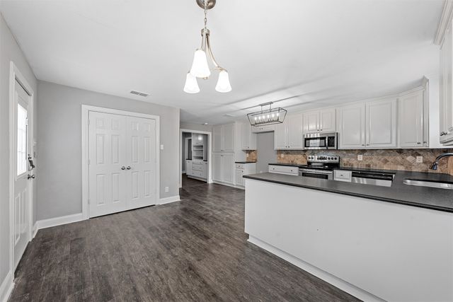 4016 Austin Avenue, Waco, TX 76710