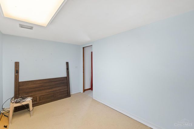 142 Barrington Drive, Hamilton, OH 45013