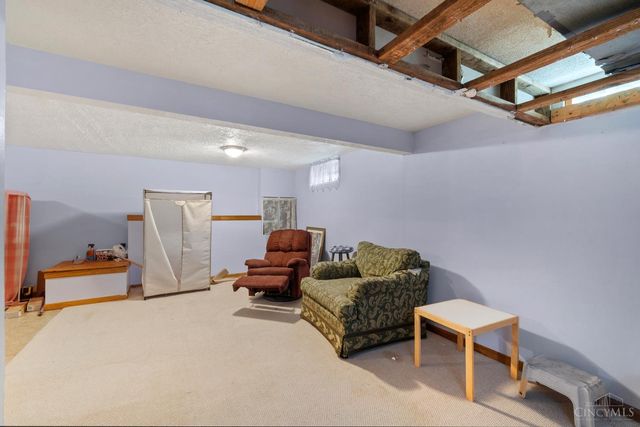 142 Barrington Drive, Hamilton, OH 45013