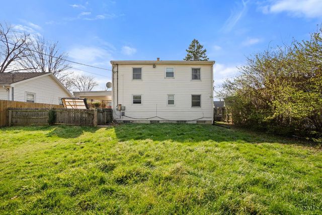 142 Barrington Drive, Hamilton, OH 45013