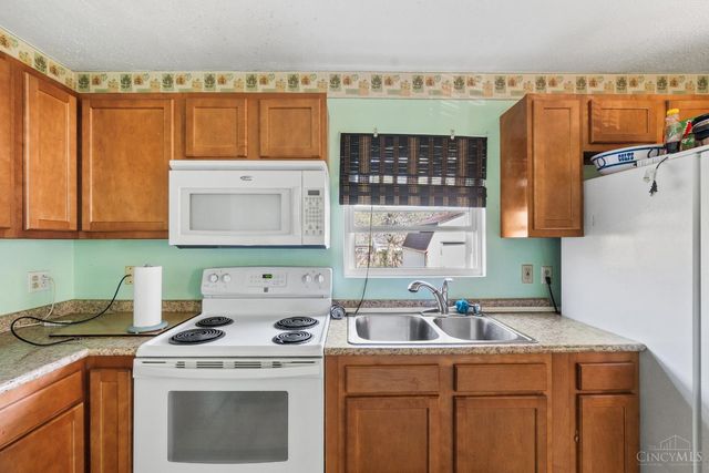 142 Barrington Drive, Hamilton, OH 45013