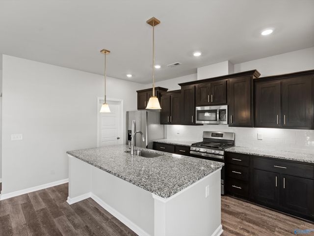 103 Rose Valley Drive, New Market, AL 35761