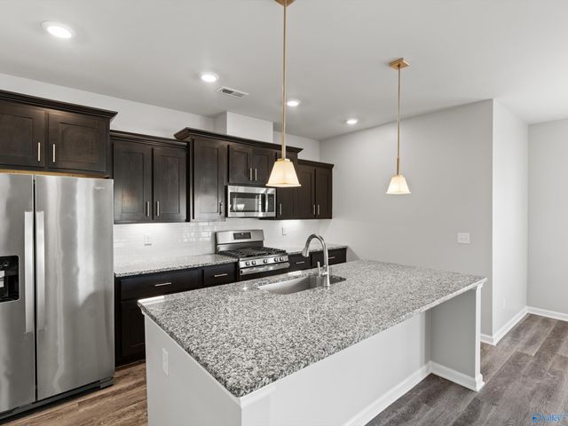 103 Rose Valley Drive, New Market, AL 35761