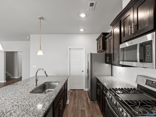 103 Rose Valley Drive, New Market, AL 35761