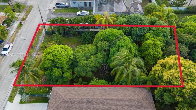 425 NW 7th Ter, Fort Lauderdale, FL 33311