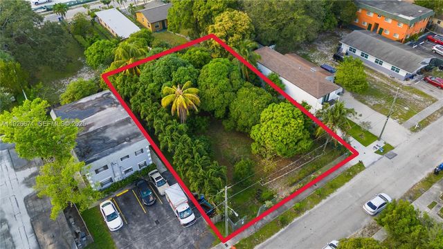 425 NW 7th Ter, Fort Lauderdale, FL 33311