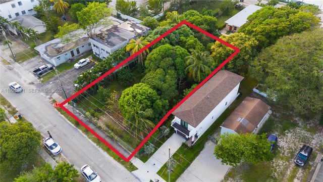 425 NW 7th Ter, Fort Lauderdale, FL 33311