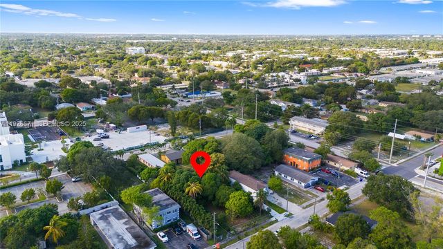425 NW 7th Ter, Fort Lauderdale, FL 33311