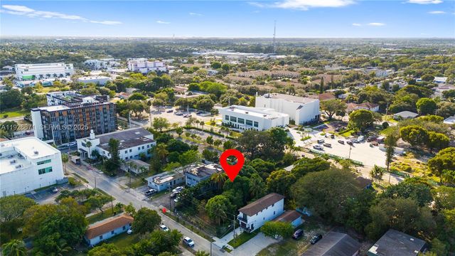 425 NW 7th Ter, Fort Lauderdale, FL 33311