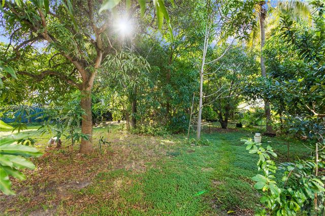 425 NW 7th Ter, Fort Lauderdale, FL 33311