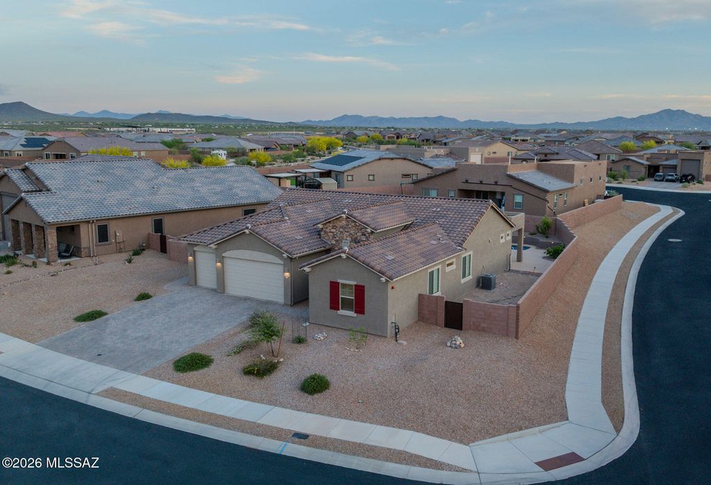 12752 E Buckthorn Place, Tucson, AZ 85747